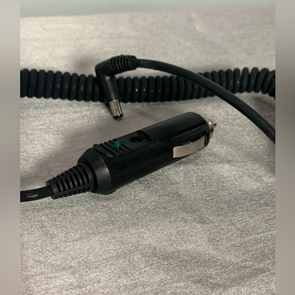 Cobra GPSM 2200 Portable Mobile Navigation System Touch Screen GPS Bundle - Picture 11 of 13